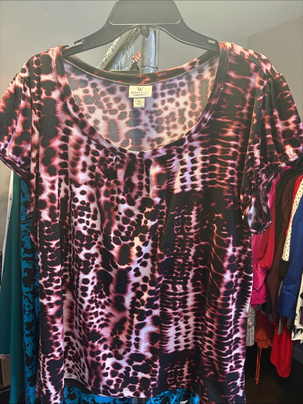 Worthington Pink and Black Animal-Print Short Sleeve Scoop Neck Top. Comfortable